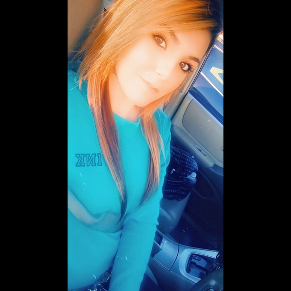 Meet your Posher, Jessica - Picture 5 of 6